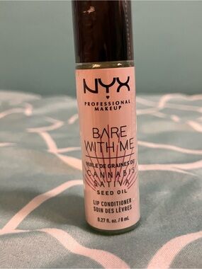NYX Bare With Me Lip Conditioner - Pale Pink
